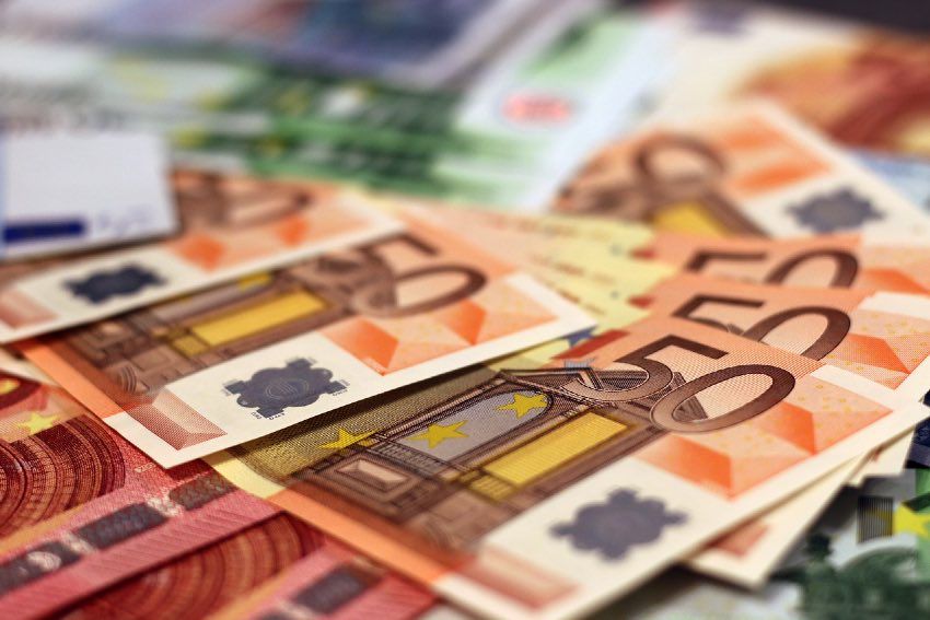 Results of European travel manager salary survey revealed