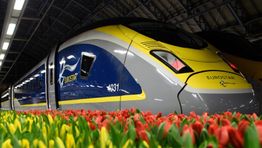 Eurostar to continue Amsterdam-London service this summer