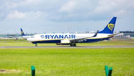 Ryanair cuts summer schedule following Boeing delivery delays