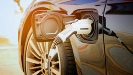 Survey: A third of business travellers would hire an electric car